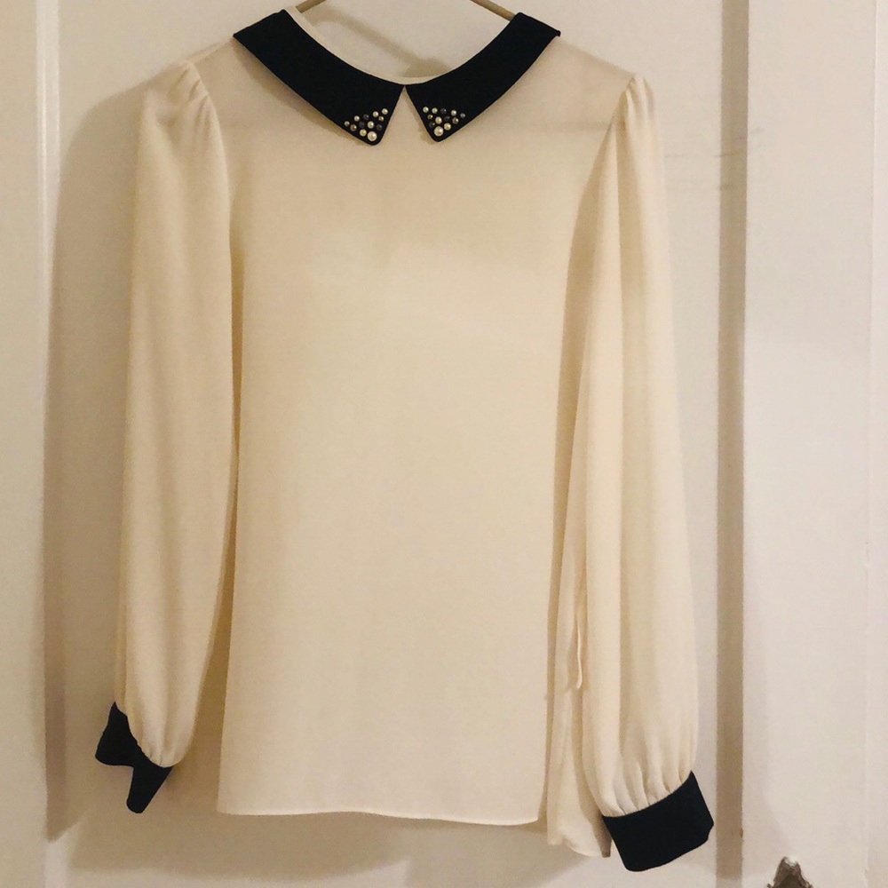 Cream long sleeve breezy blouse